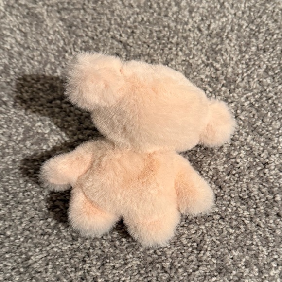 Air pods fuzzy elephant case - Picture 6 of 8